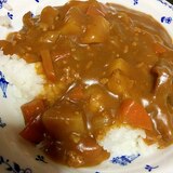 牛すじとひき肉のカレーライス